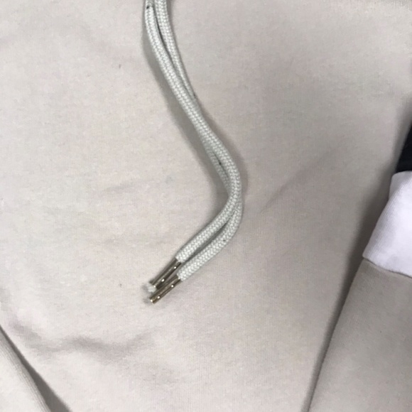 H&M Men’s Hoodie - Picture 5 of 15